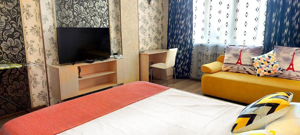 Apartment With Panoramic View In The Center Bishkek Exterior photo
